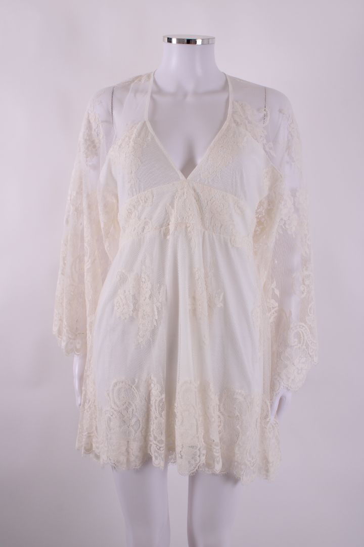 Jens Pirate Booty L/S Flare Sleeve Lace Dress Cream M