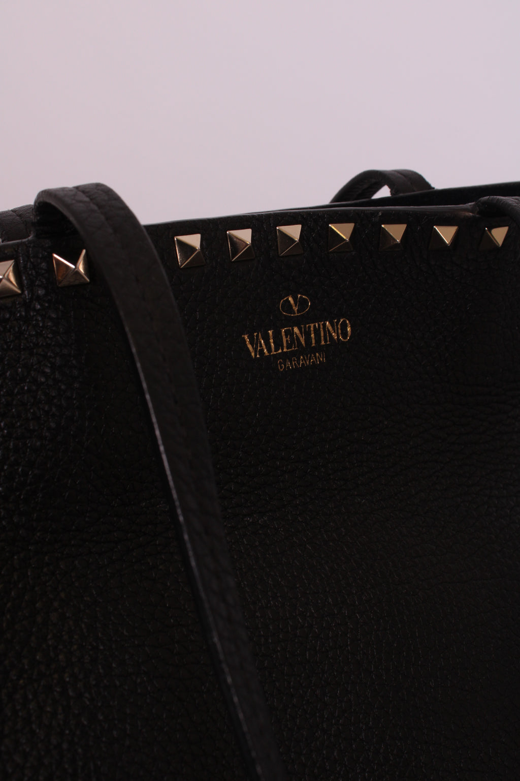 Valentino Rockstud tote black grained large
