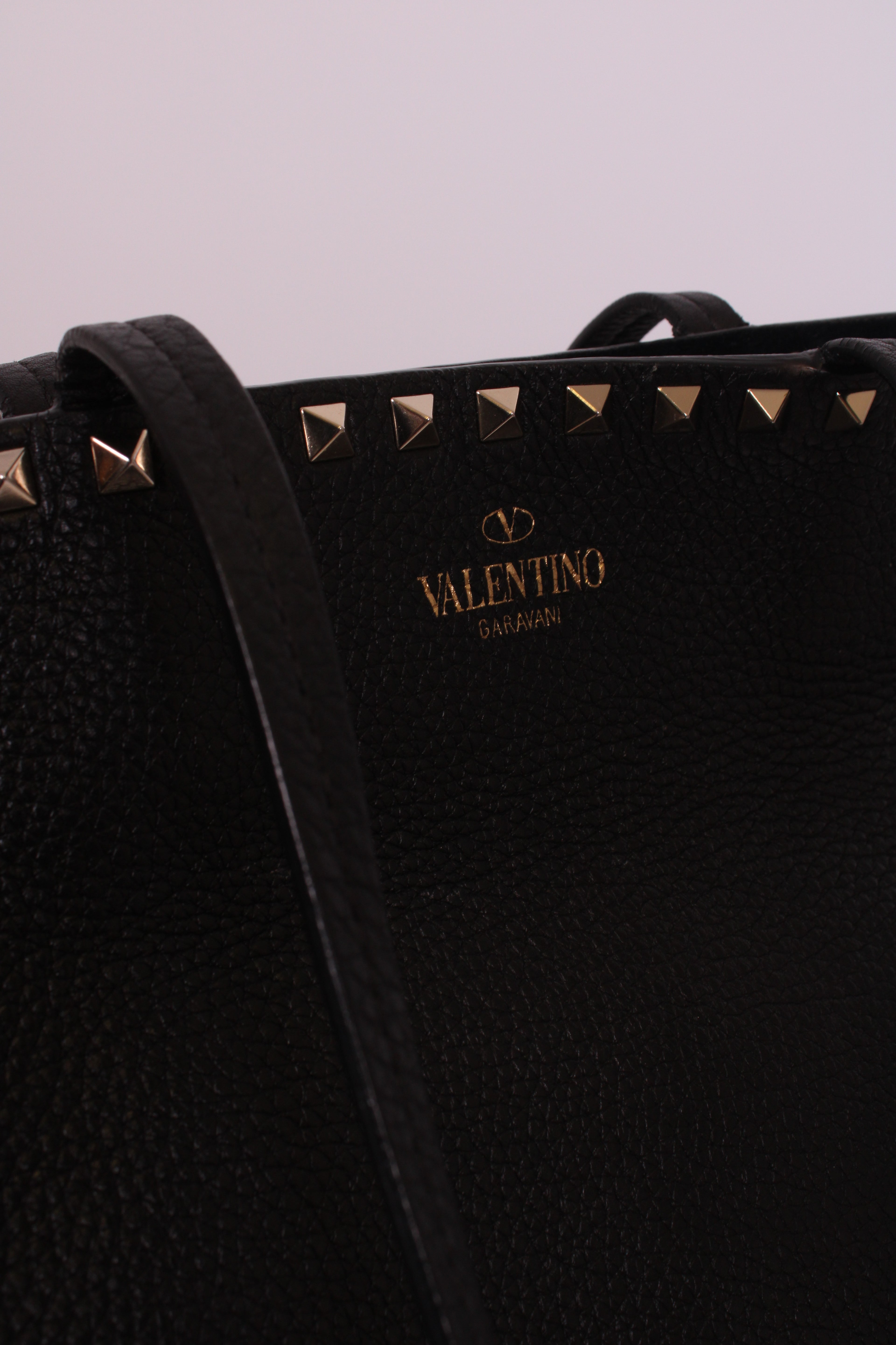 Valentino Rockstud tote black grained large