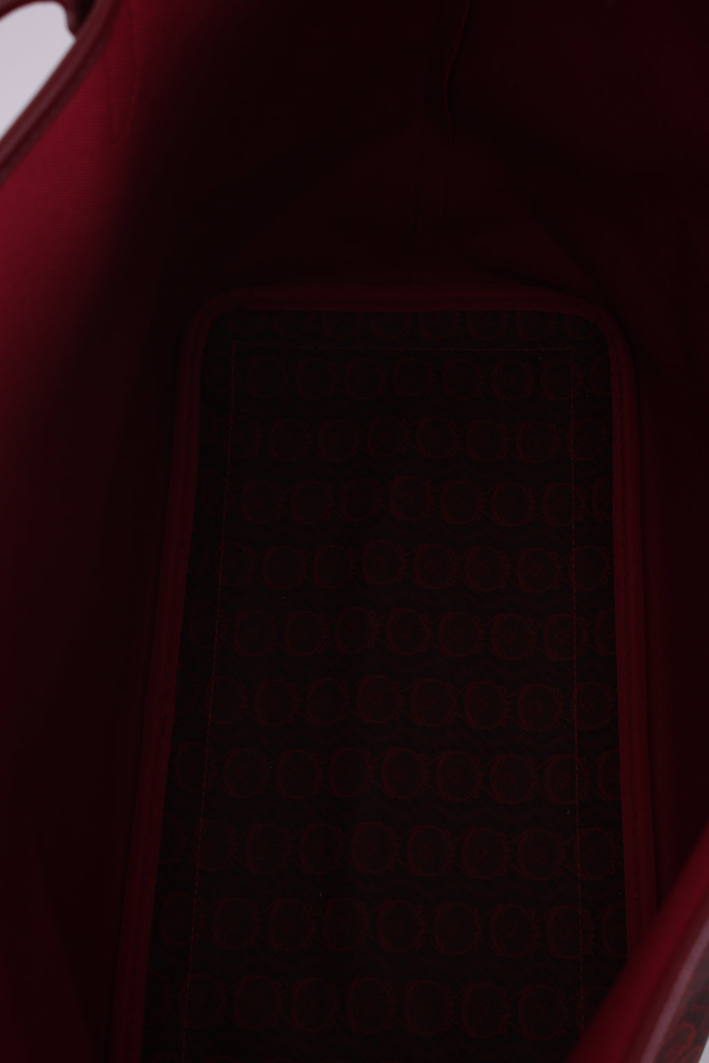 Frost The Chakra Tote Bag Cherry
