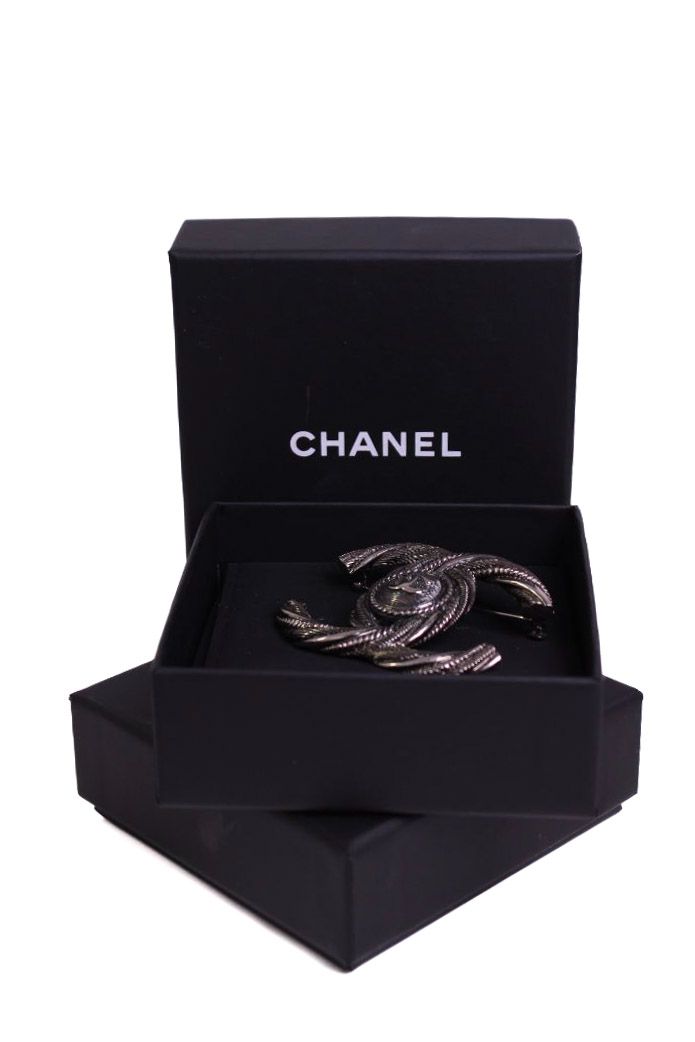 Chanel Metal Brooch Grey Metallic Onesize