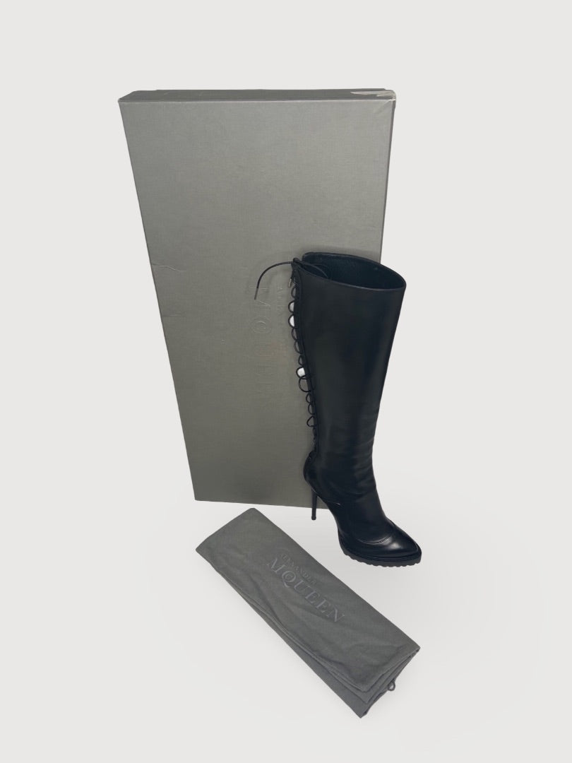 black Alexander McQueen boots, 3.5