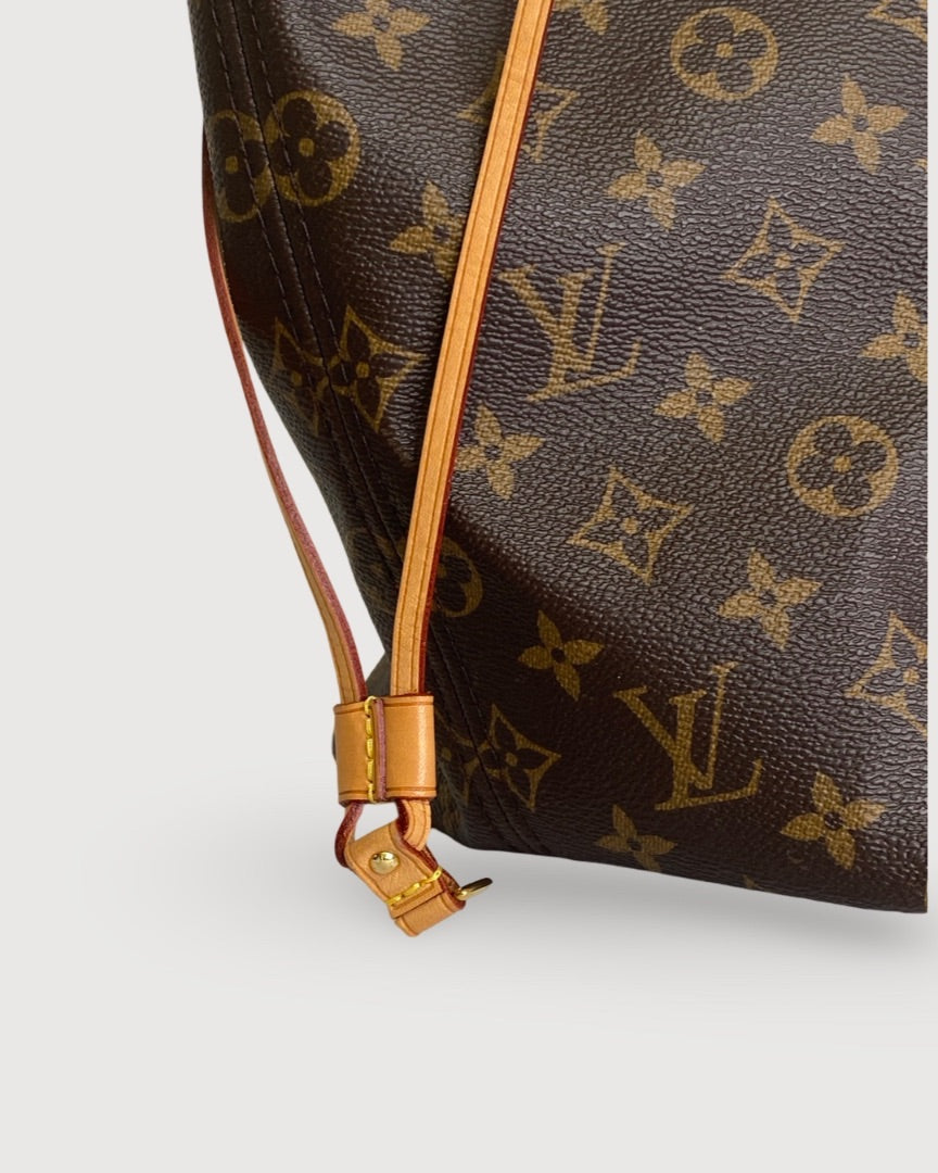 Brown Louis Vuitton Neverfull, OS