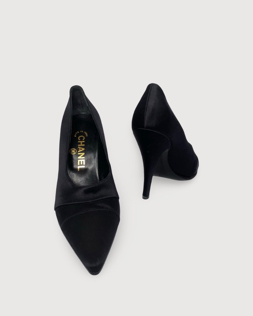 Chanel Court Heels Black 37