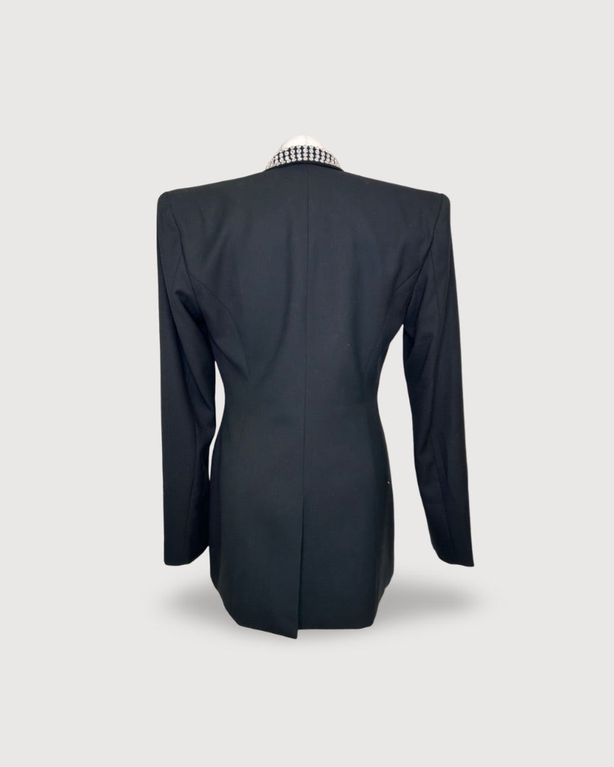 Black DE LA VALI Suit, 10