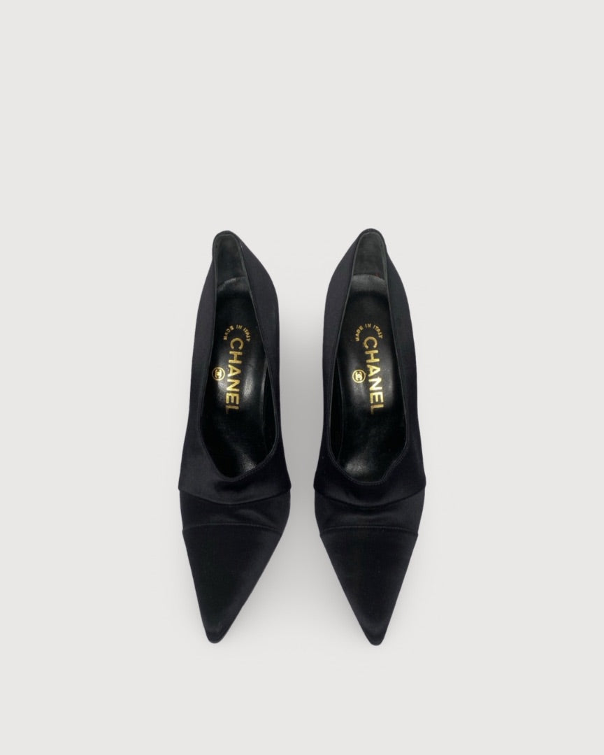 Chanel Court Heels Black 37