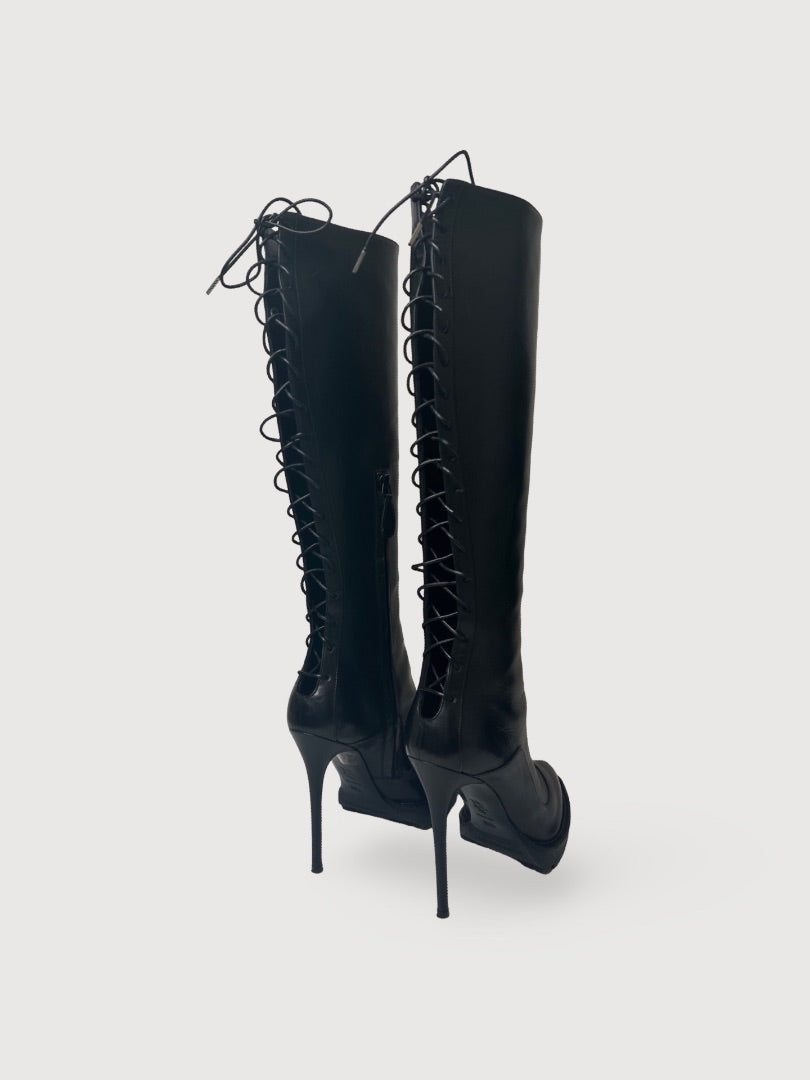 black Alexander McQueen boots, 3.5