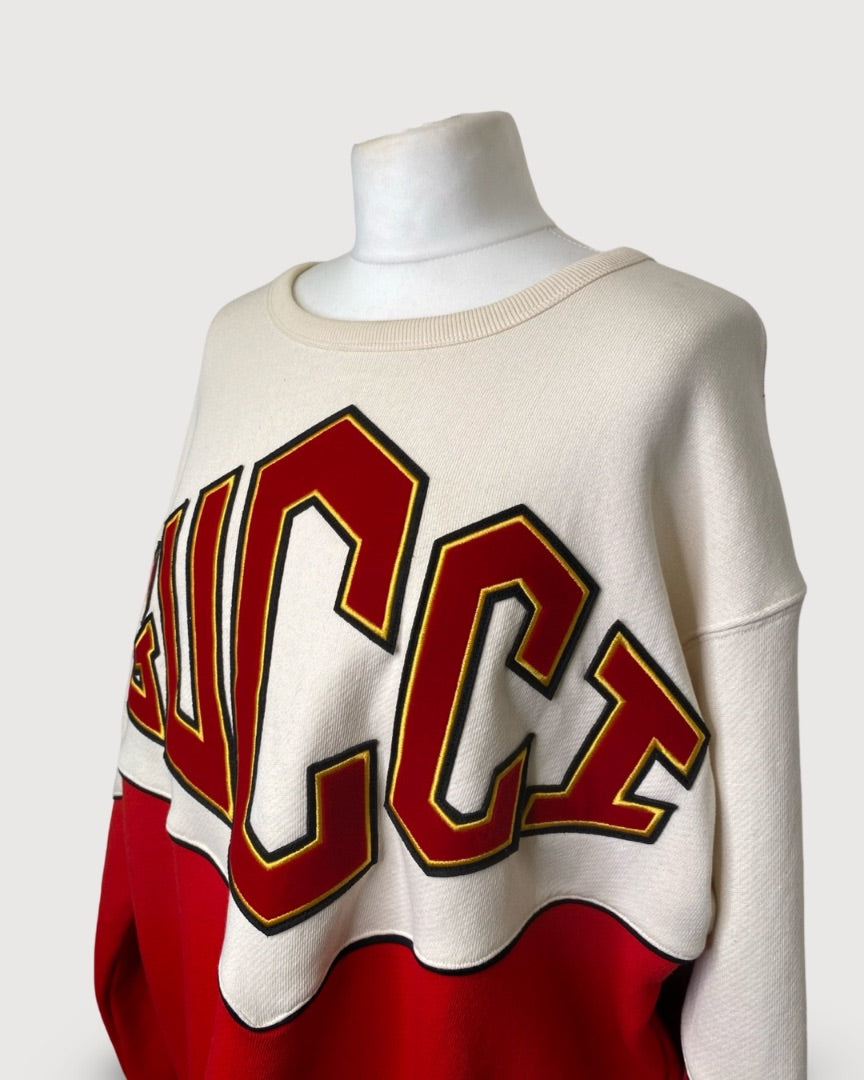 cream red Gucci Sweatshirt, M